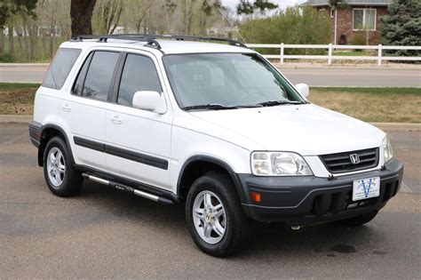 Including destination charge, it arrives with a Manufacturer's Suggested Retail Price (MSRP) of about. . 1999 honda crv for sale